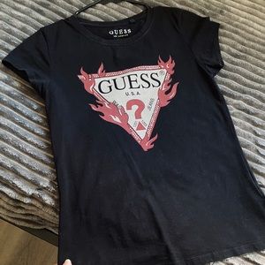 Guess top